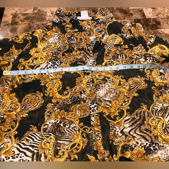 Sold🛑Jordan~ Women’s Multi Gold/Black Floral Design Blouse, long sleeves, Size - Picture 6 of 8